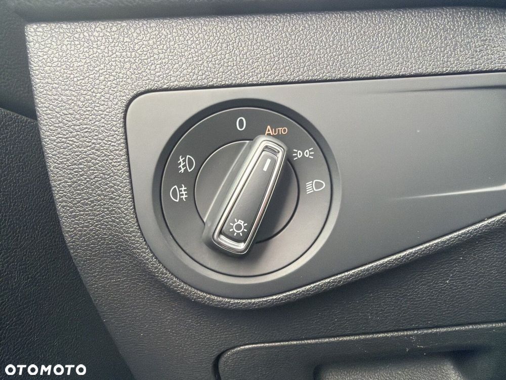 Volkswagen Tiguan - 16