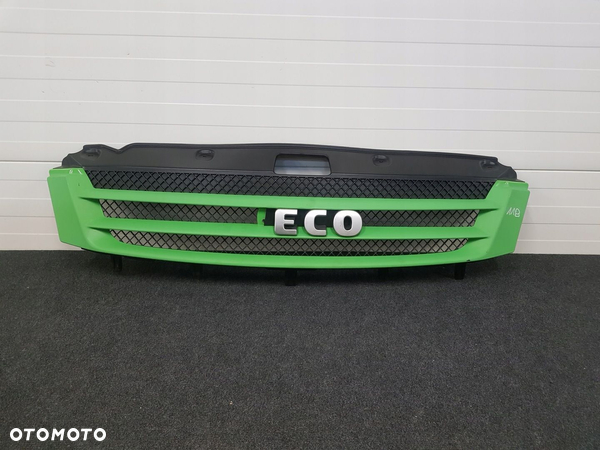 GRILL ATRAPA ZDERZAKA IVECO DAILY 2006-2012