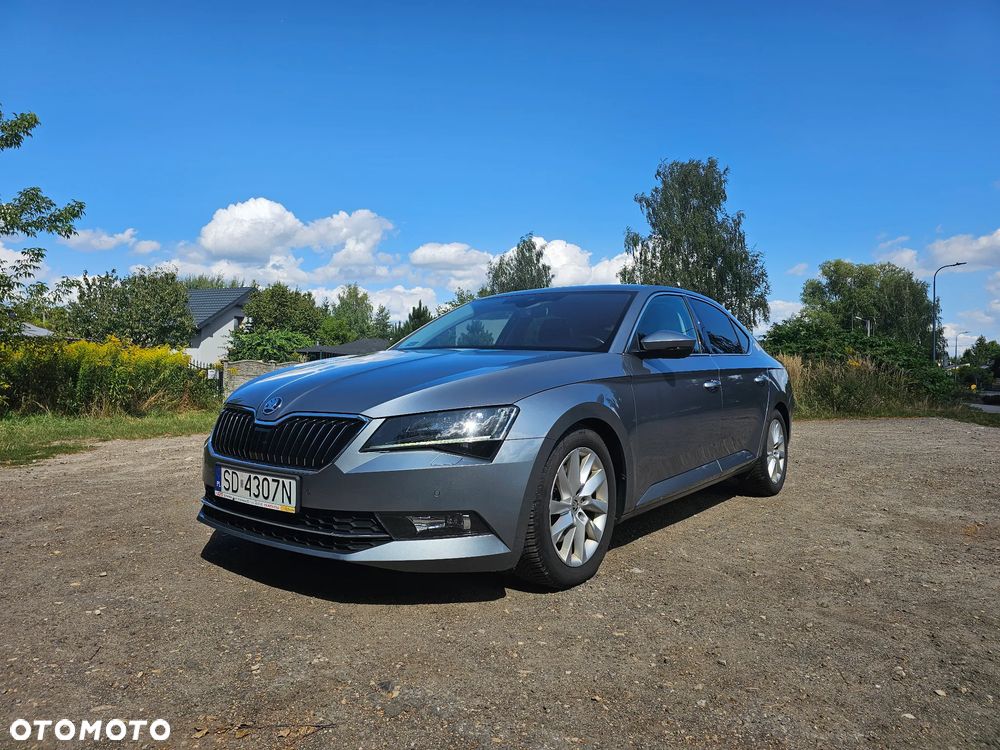 Skoda Superb 2.0 TSI DSG Ambition - 9