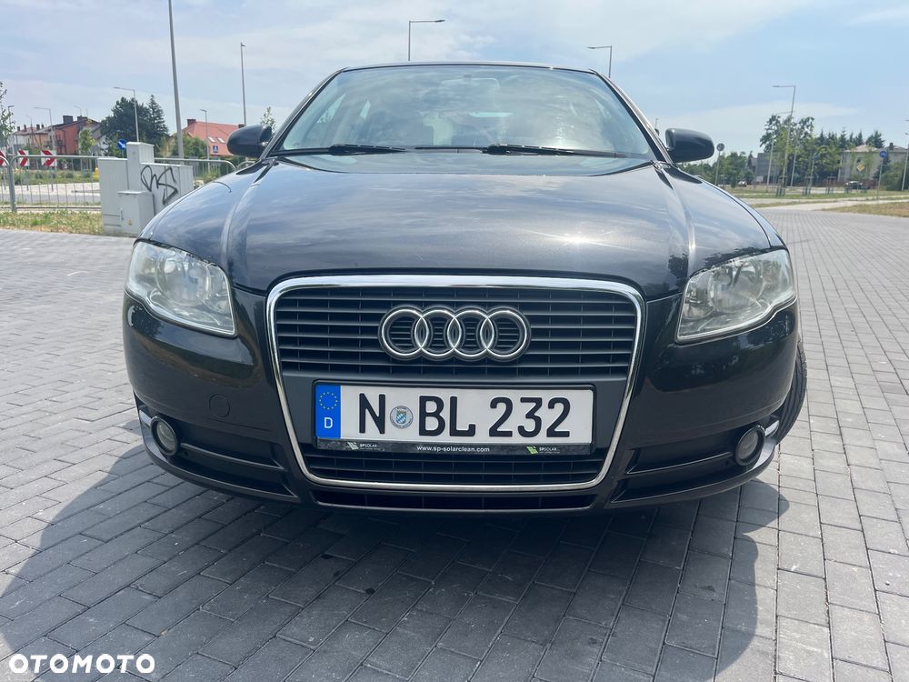 Audi A4 Limousine - 9
