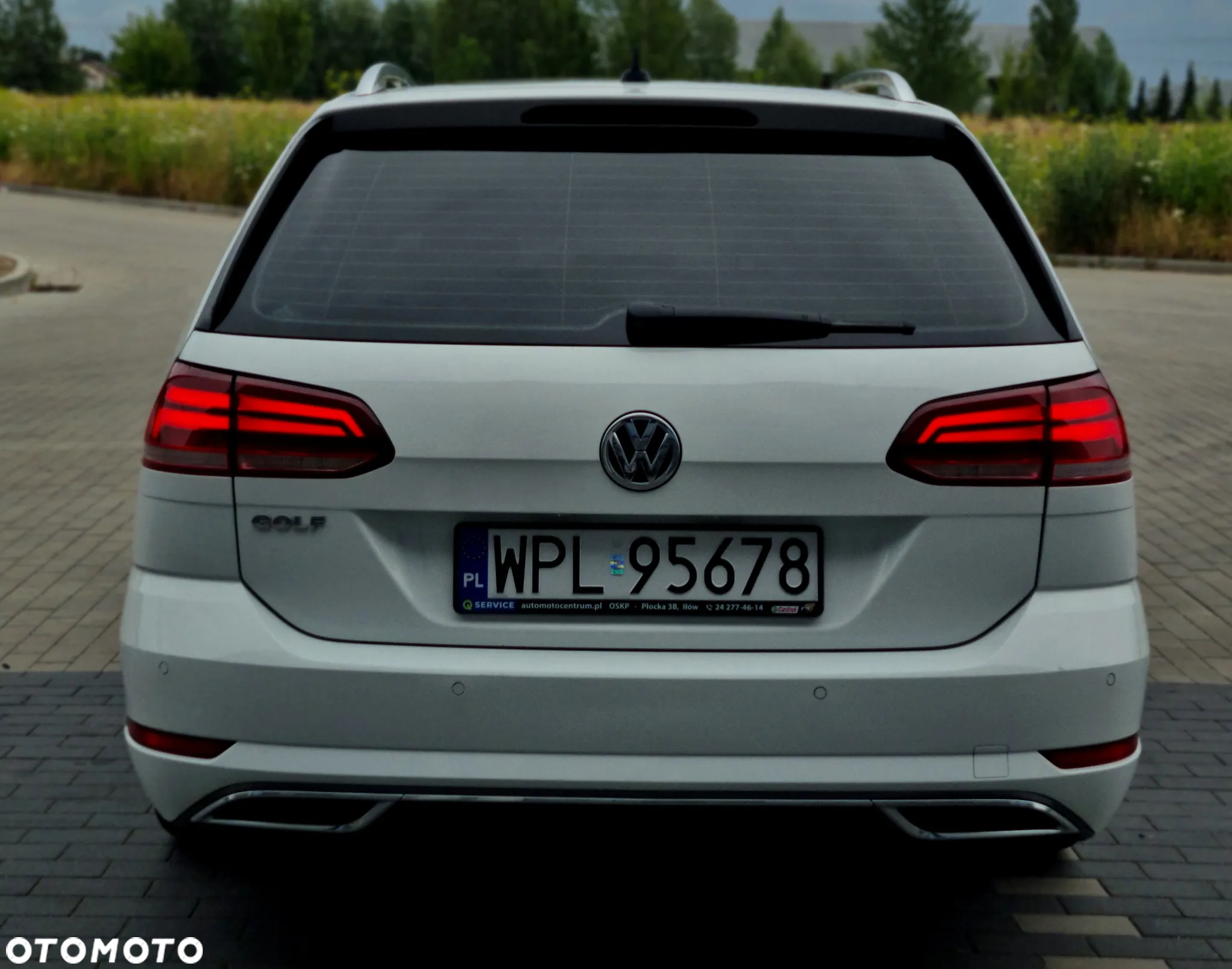 Volkswagen Golf 2.0 BlueTDI DSG Highline - 14