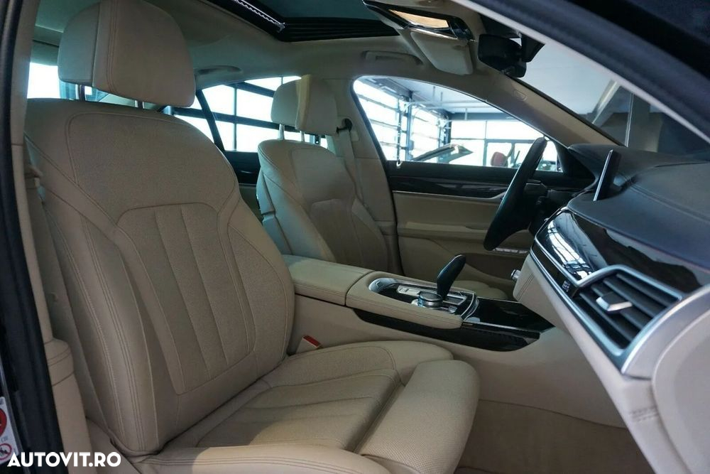BMW Seria 7 740d xDrive - 12