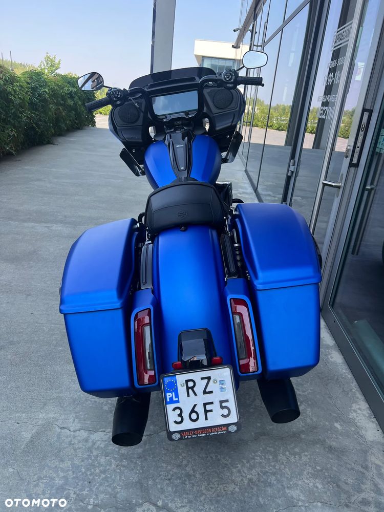 Harley-Davidson Touring Road Glide - 10