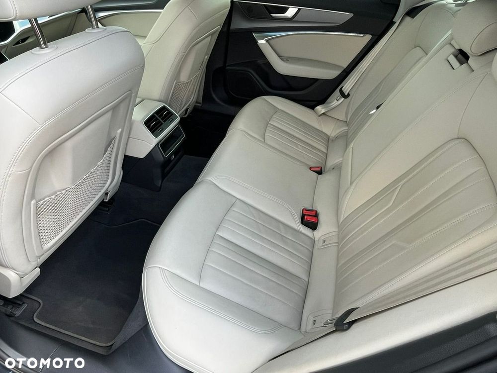 Audi A6 Avant - 17