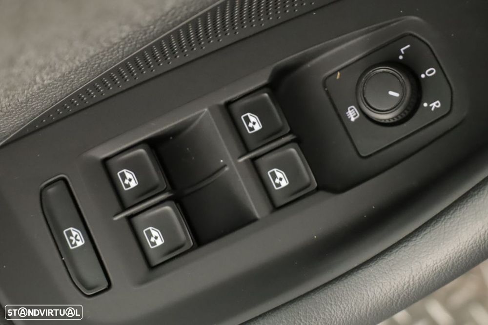 VW Passat Variant 1.5 TSI eHybrid DSG - 20
