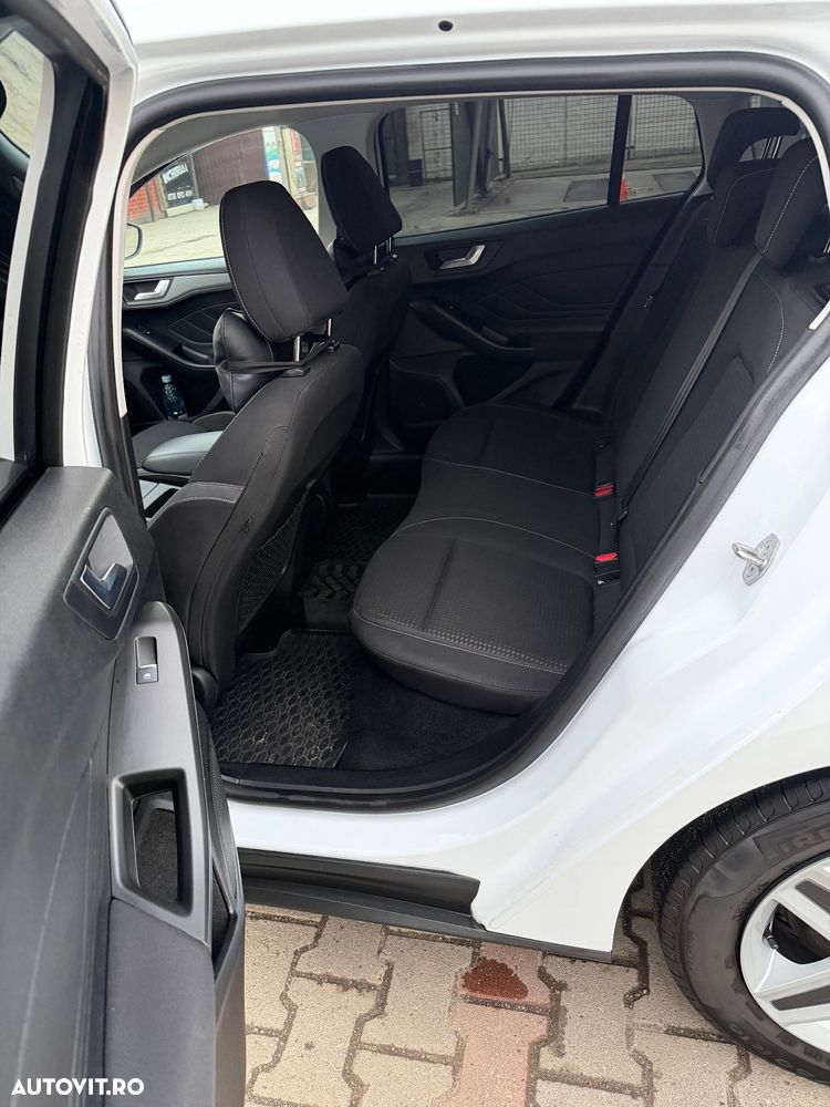 Ford Focus 1.5 EcoBlue Start-Stopp-System Aut. COOL&CONNECT - 14