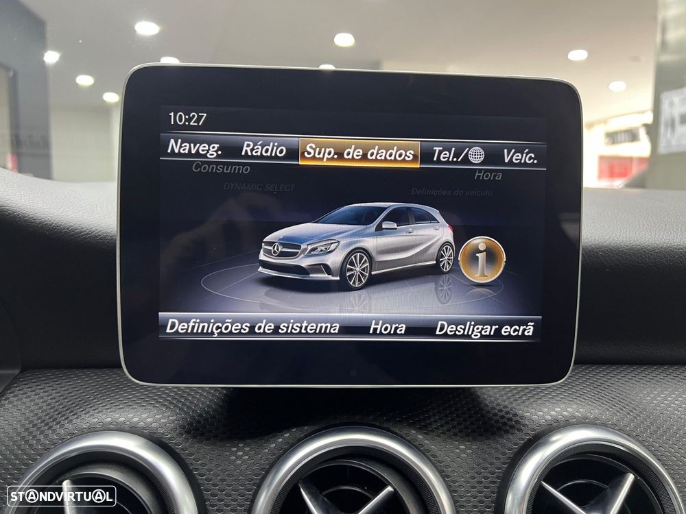 Mercedes-Benz A 180 d AMG Line - 29