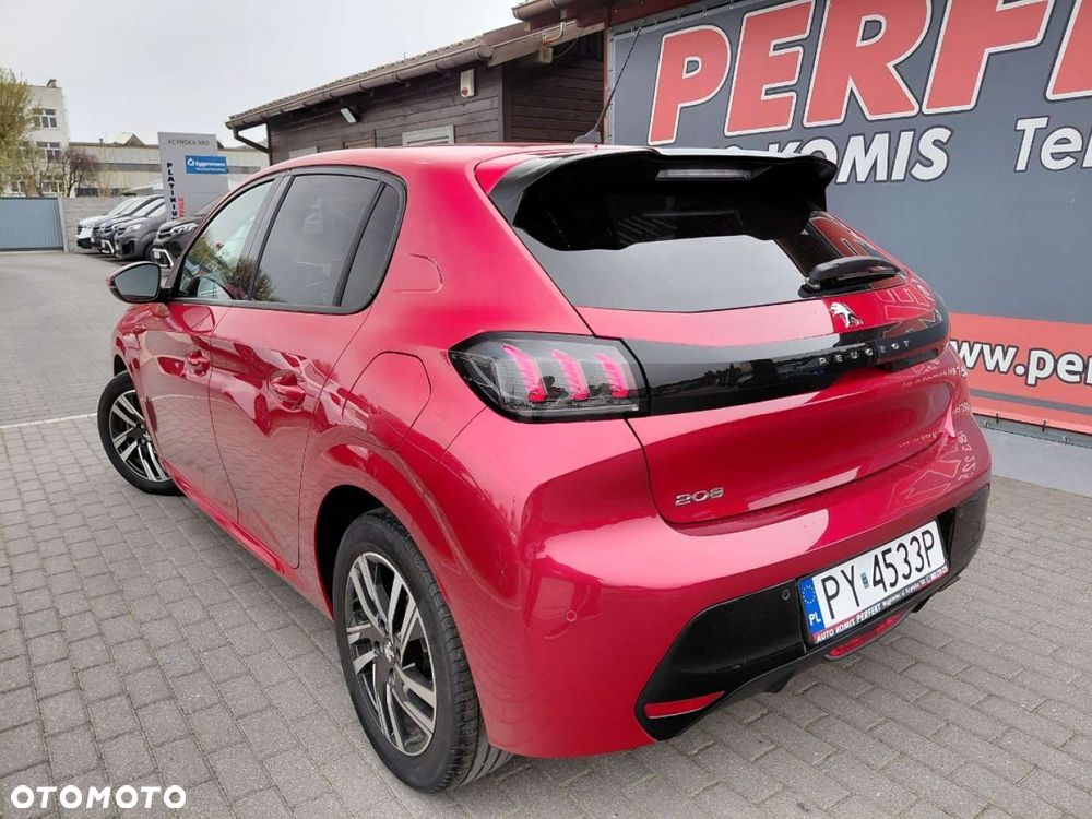 Peugeot 208 - 6