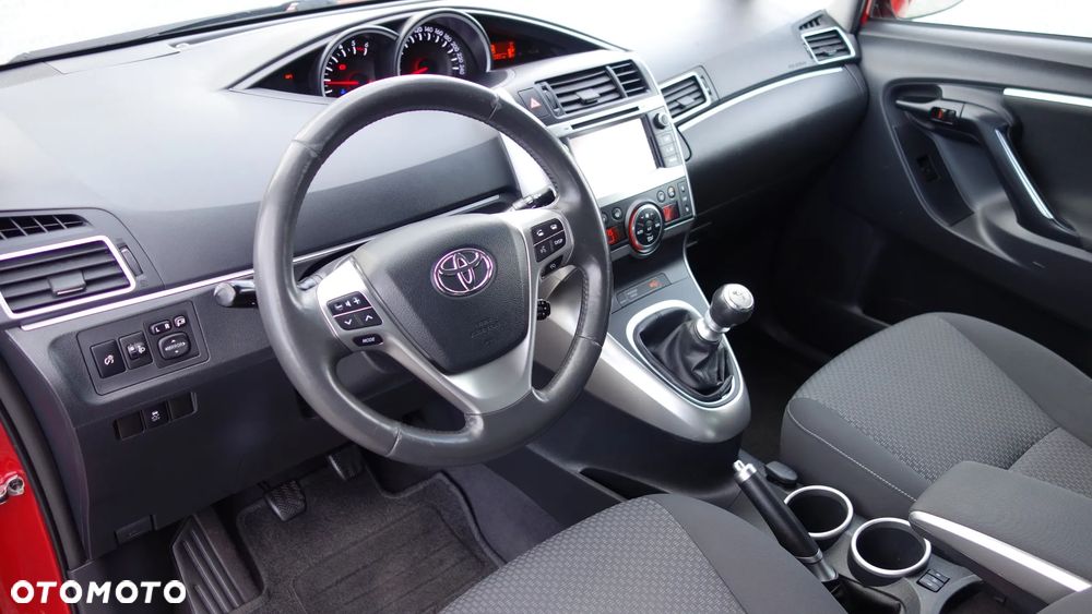 Toyota Verso 2.0 D-4D Premium 7os - 12