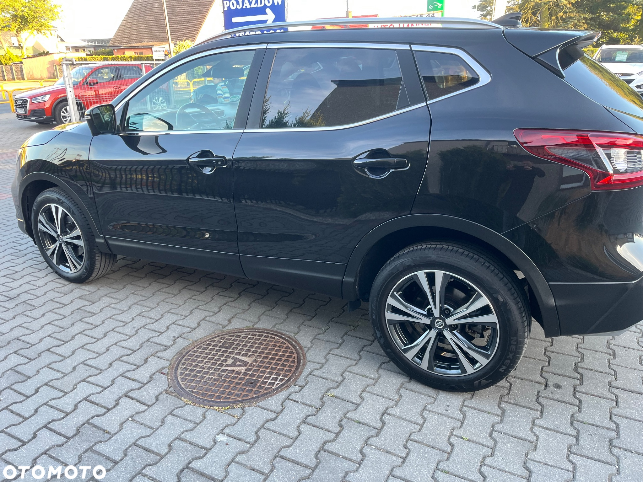 Nissan Qashqai 1.2 DIG-T Xtronic TEKNA+ - 18