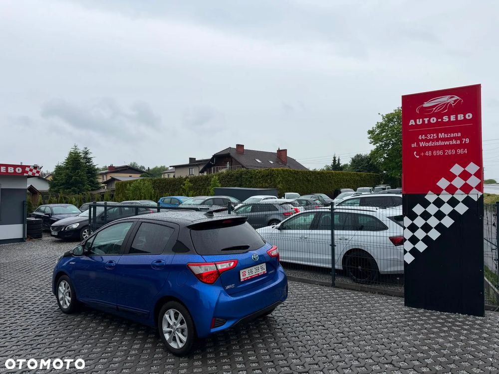Toyota Yaris 1.5 VVT-i Comfort mit Design Paket - 8
