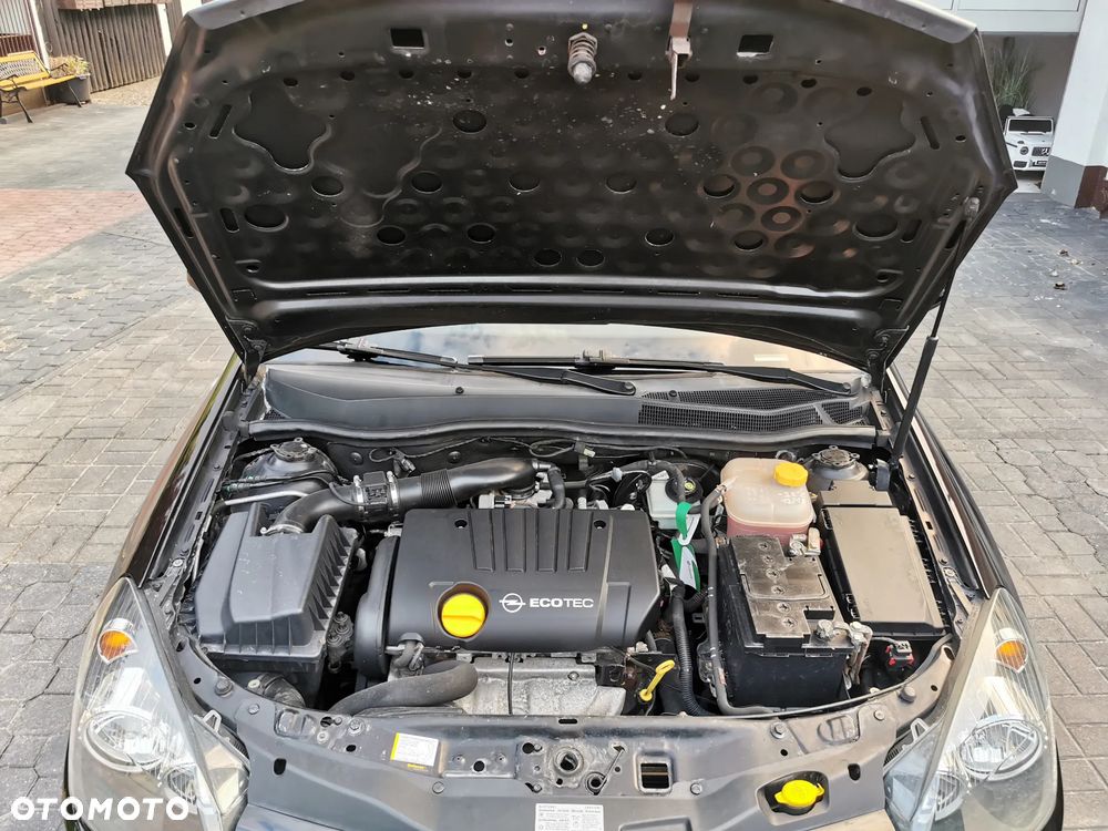 Opel Astra 1.8 Sport - 18