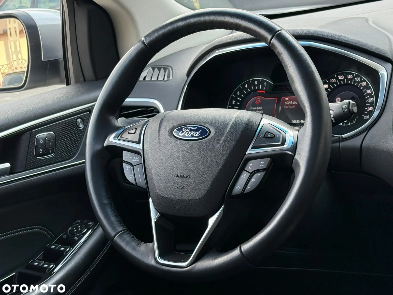 Ford Edge 2.0 EcoBlue Titanium - 31