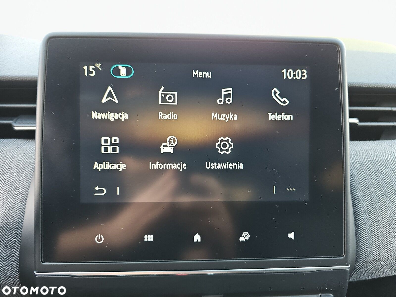 Renault Clio - 24