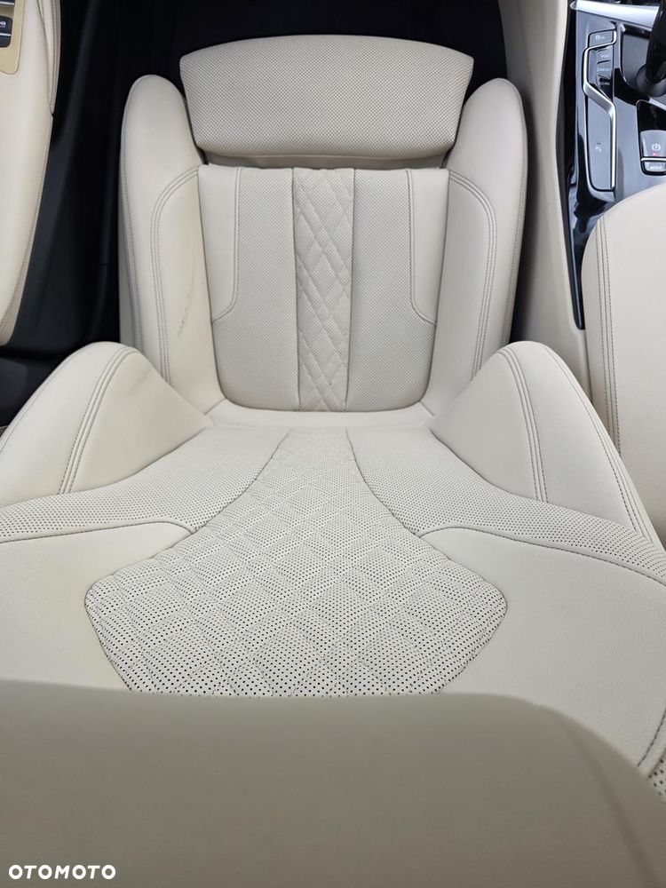BMW Seria 5 2022