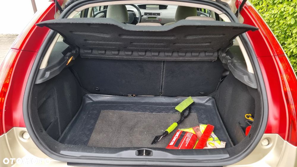 Citroën C4 1.6 16V Impress - 13