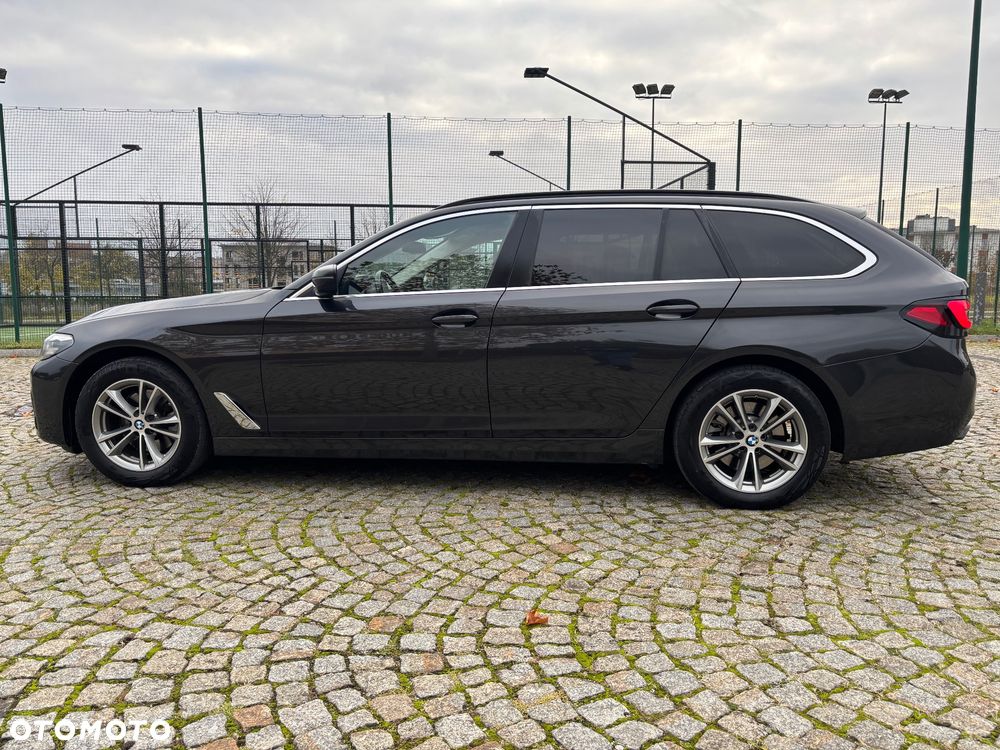BMW Seria 5 520d mHEV - 5