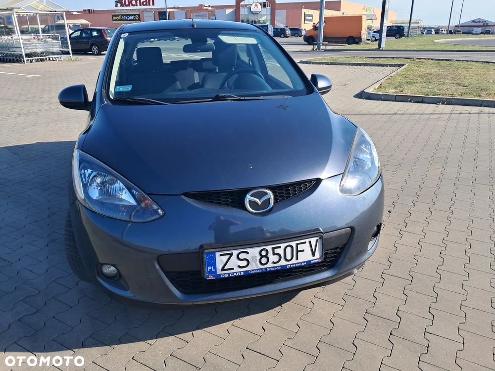Mazda 2 - 5
