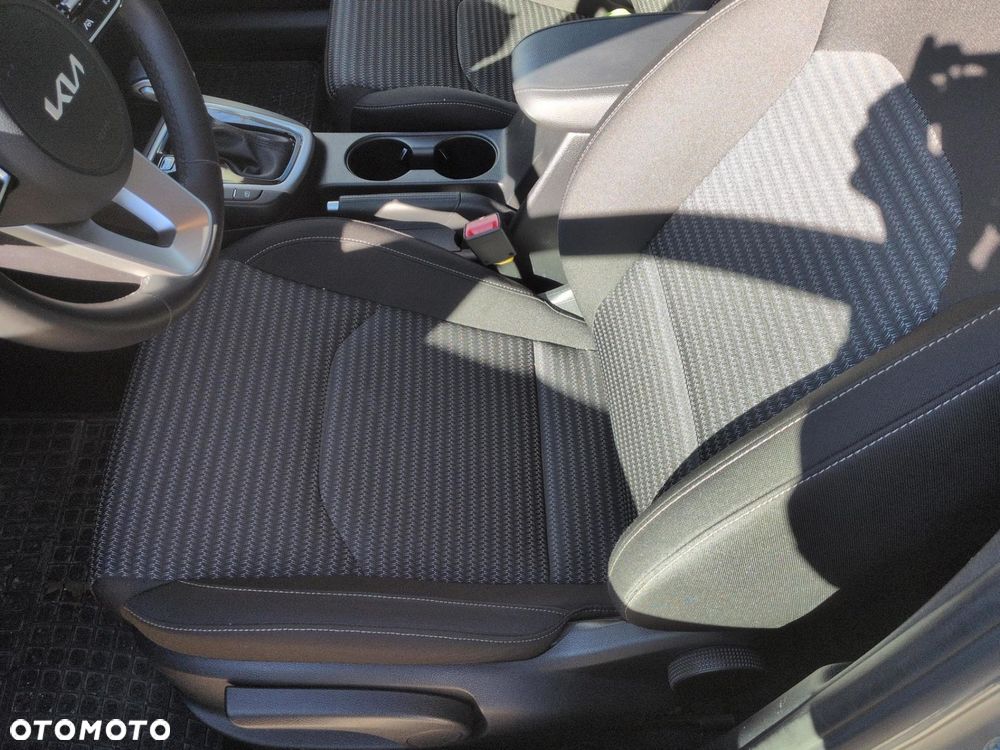 Kia Ceed 1.5 T-GDI M DCT - 10