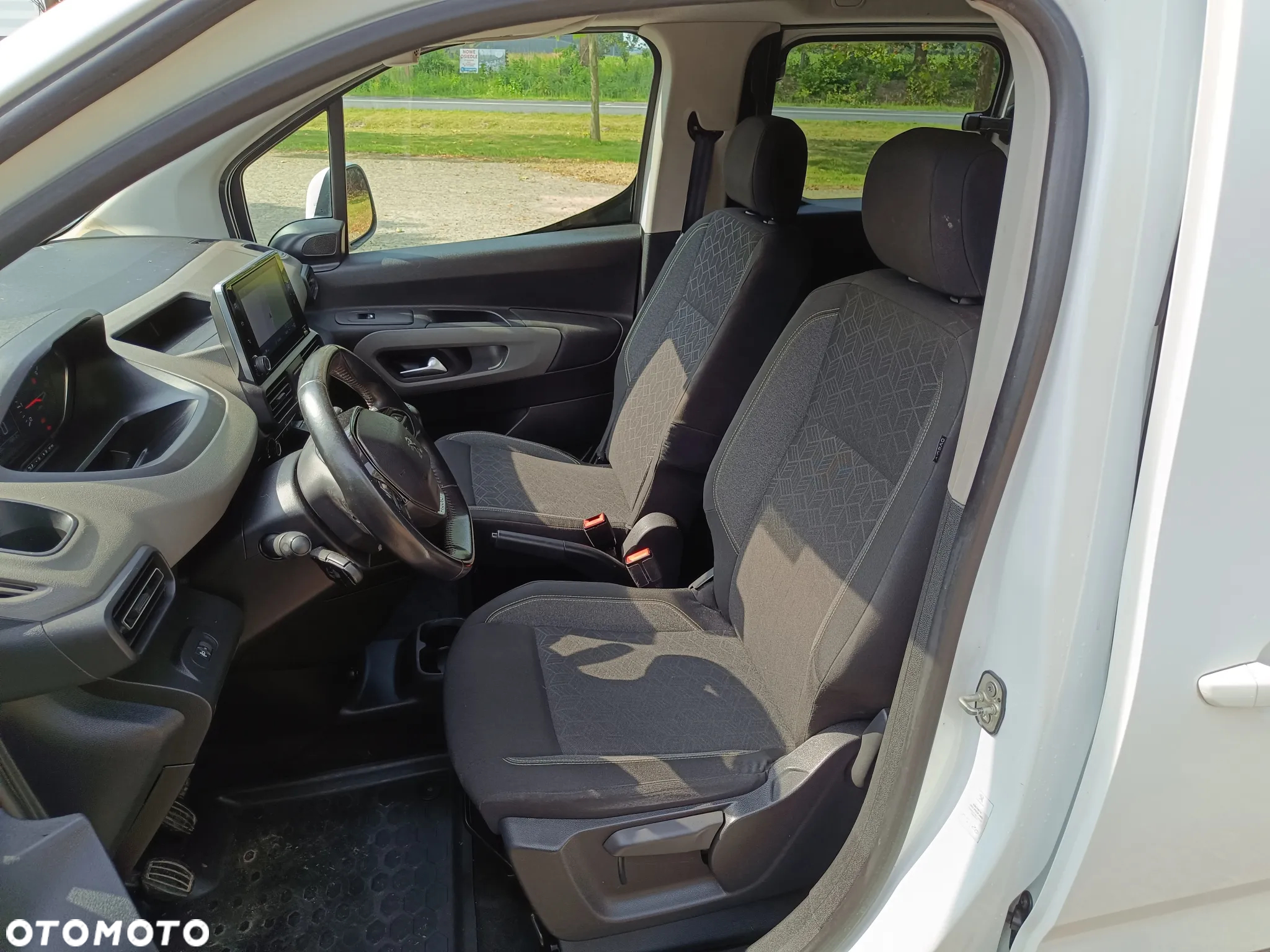 Peugeot Rifter BlueHDI 130 L1 Active Pack - 12