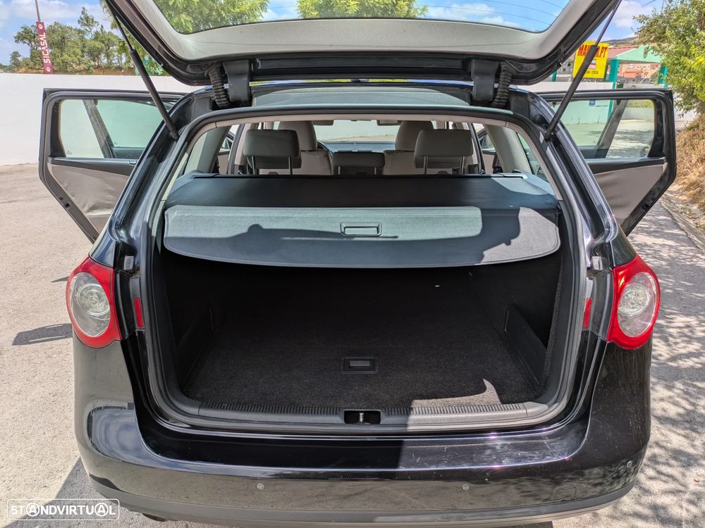 VW Passat Variant 1.6 TDI Confortline BlueMotion - 29
