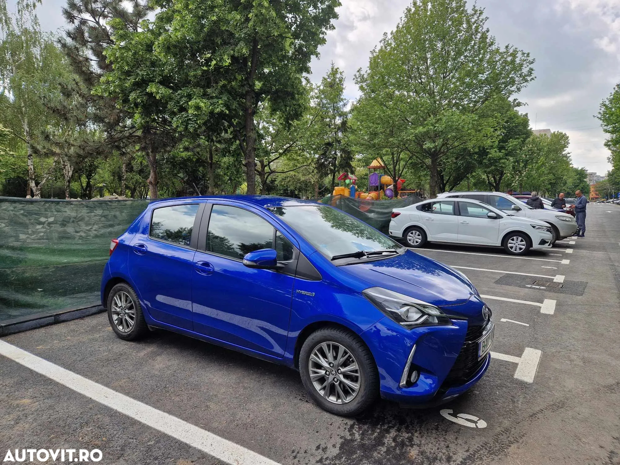 Toyota Yaris 1.5 VVT-i HSD Luna - 2