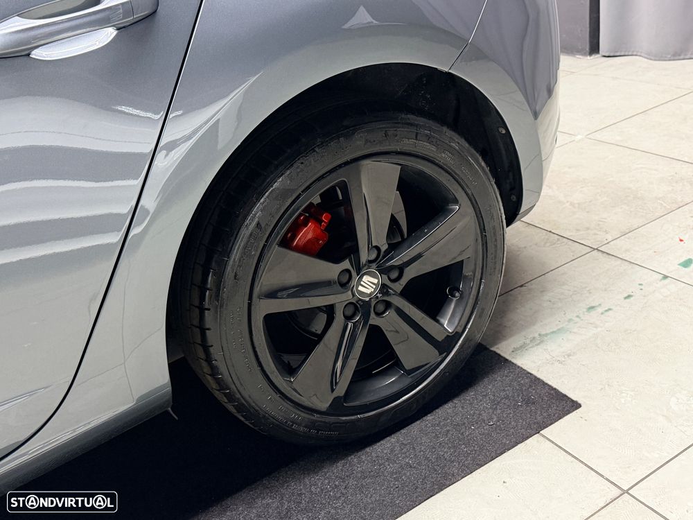 SEAT Leon 1.6 TDI DPF S&S Style - 14