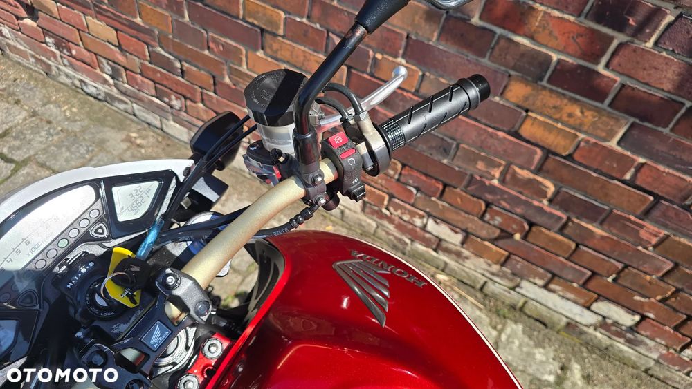 Honda CB - 3