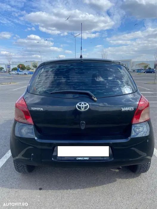 Toyota Yaris - 2