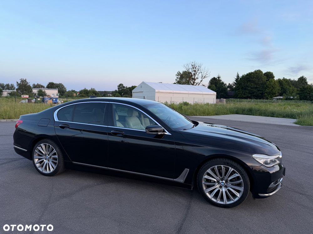 BMW Seria 7 740d xDrive - 35