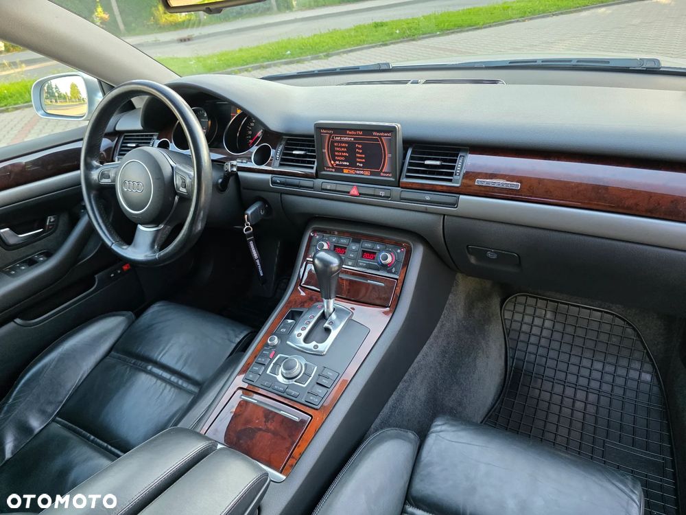 Audi A8 3.0 TDI DPF quattro - 24