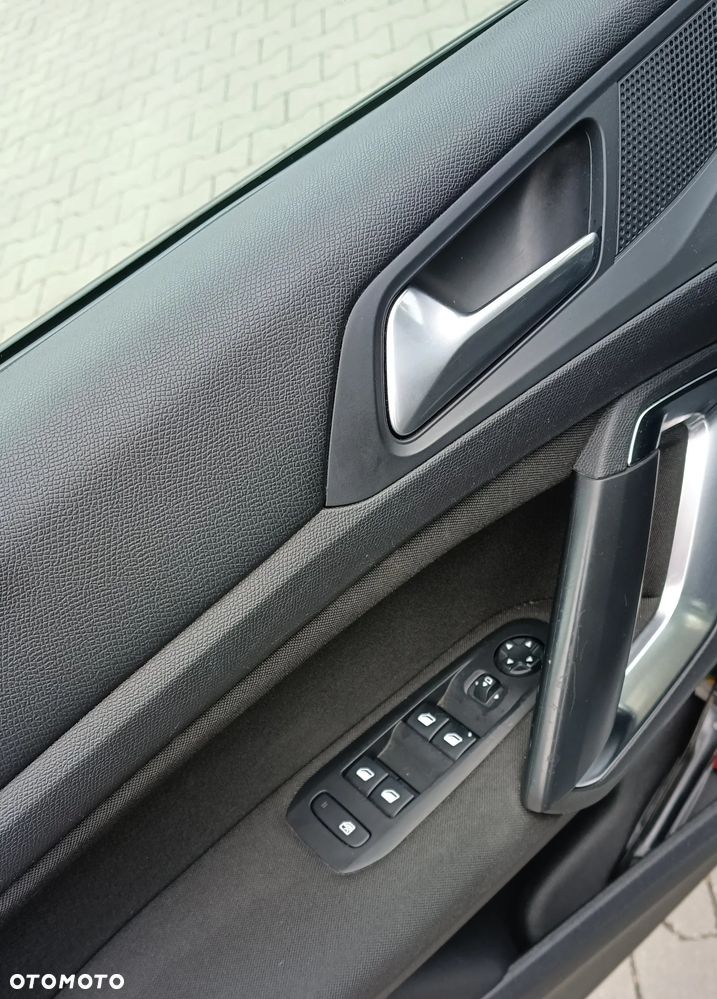 Peugeot 308 1.2 PureTech GPF Allure S&S - 12