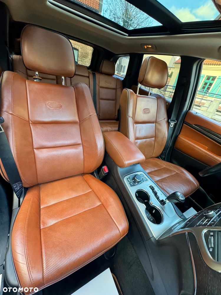 Jeep Grand Cherokee - 28