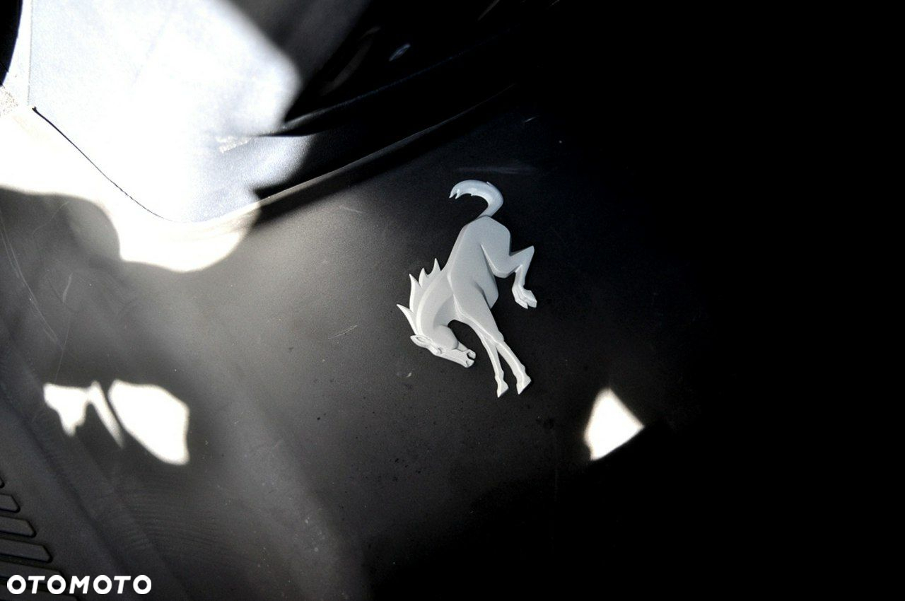 Ford Bronco - 7