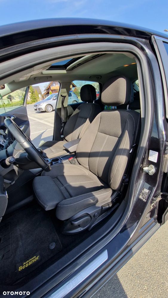 Opel Astra 1.4 T Edition 150 - 21