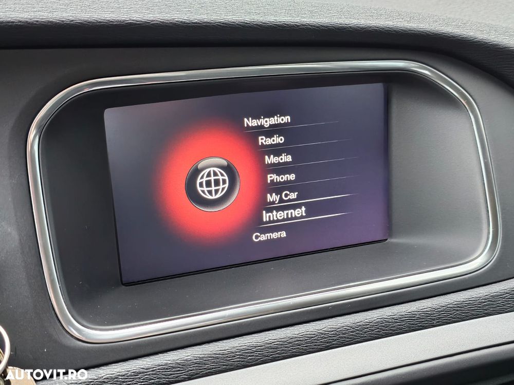 Volvo V40 D2 Geartronic Momentum - 20