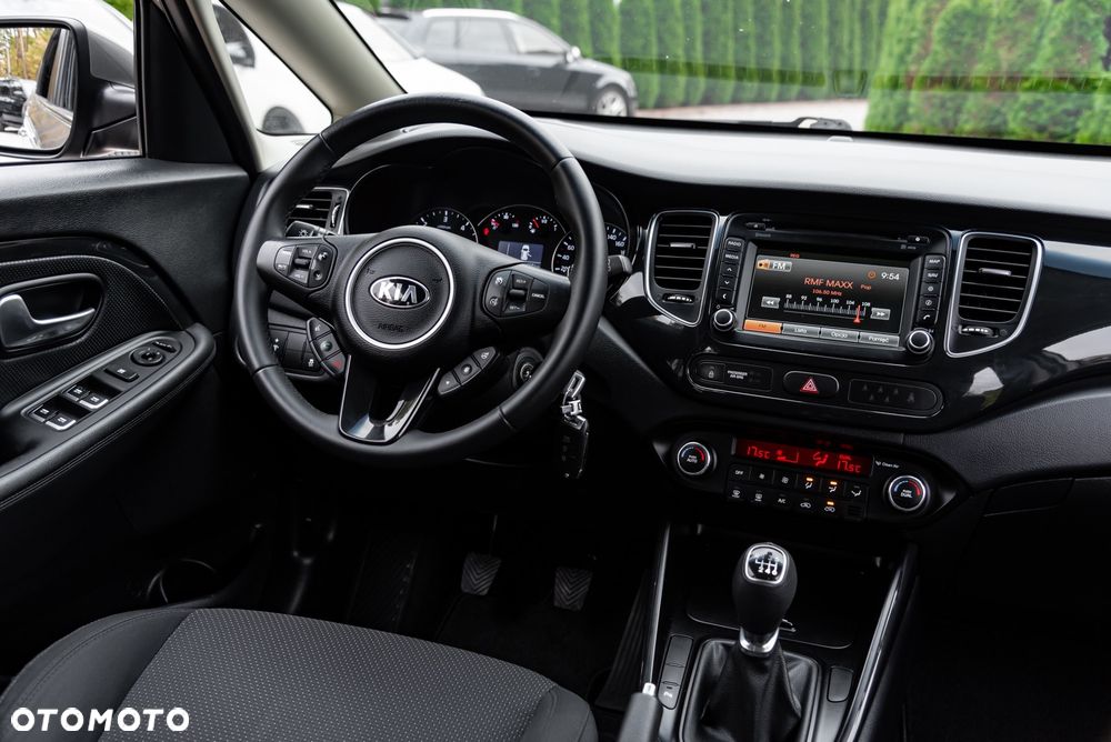Kia Carens 1.7 CRDi M 7os - 28
