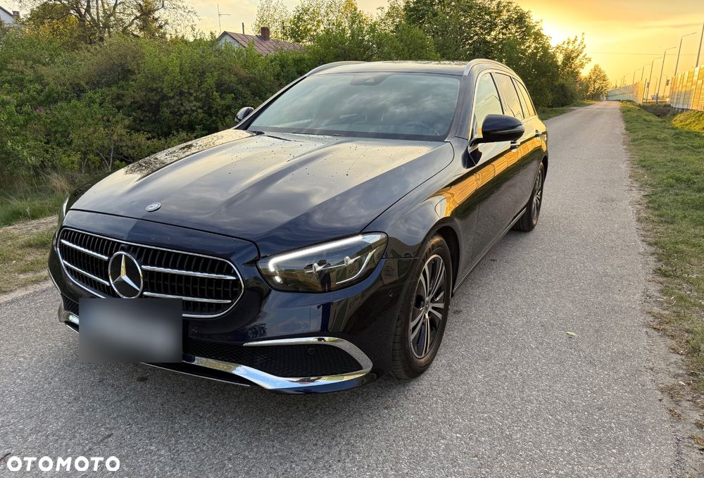 Mercedes-Benz Klasa E 220 d 9G-TRONIC Avantgarde - 4