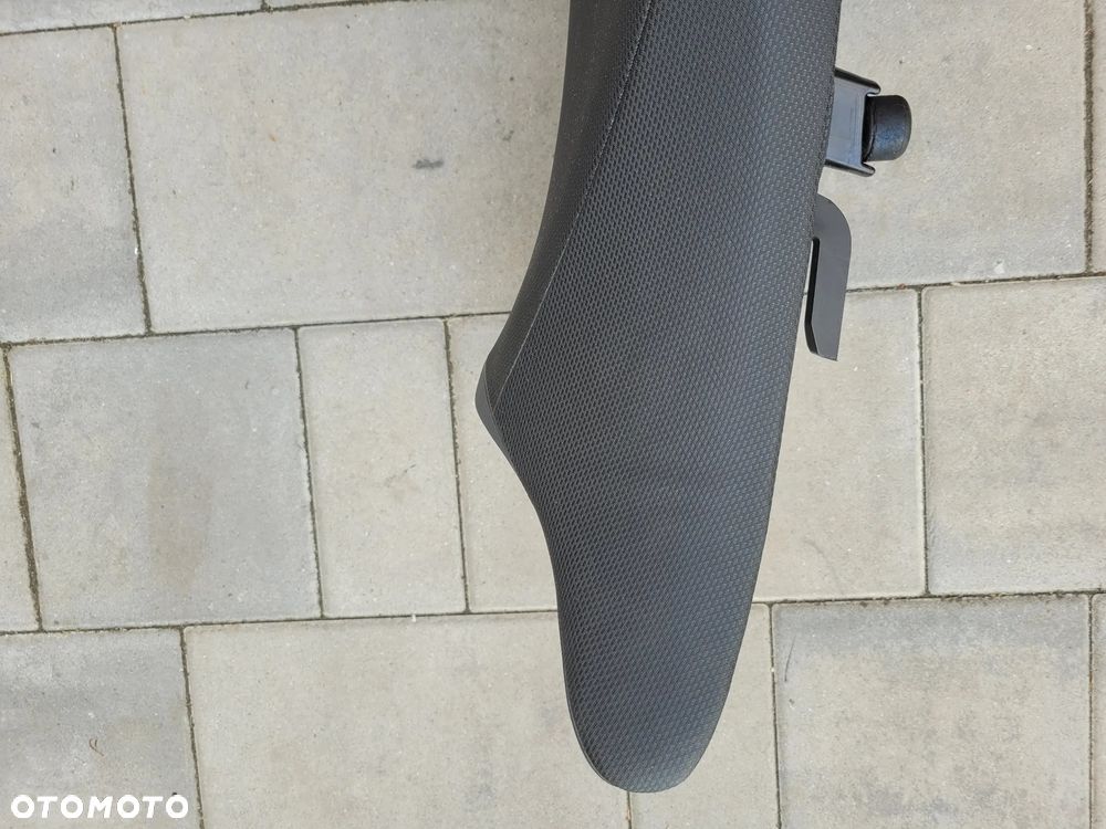 Kanapa, fotel, siedzenie Suzuki Gladius 650 - 10