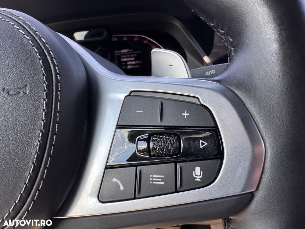 BMW X6 xDrive40i AT MHEV - 35