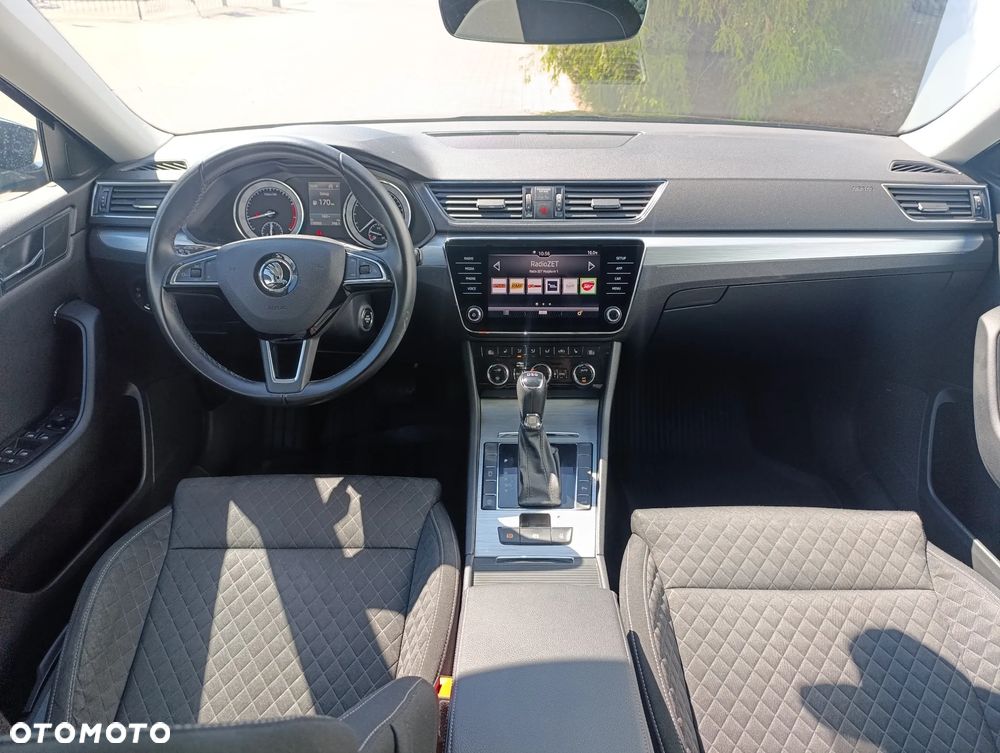 Skoda Superb 2.0 TSI Ambition DSG - 18