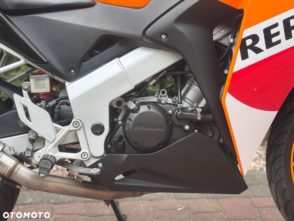 Honda CBR - 12
