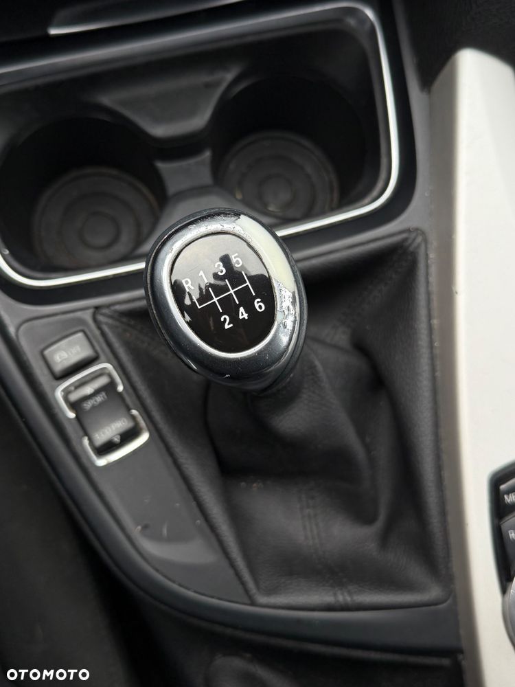 BMW Seria 3 320d - 17