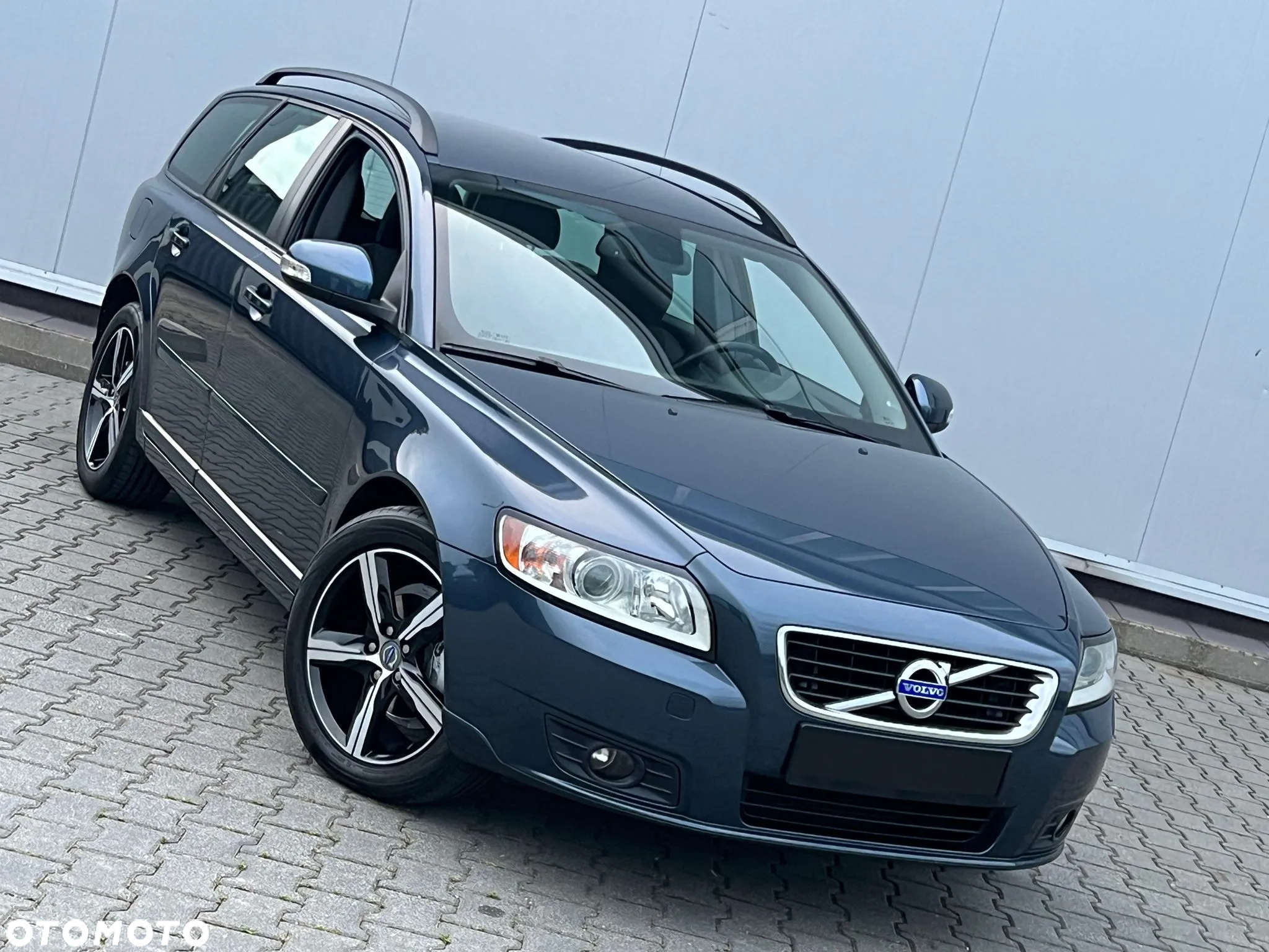 Volvo V50 - 3