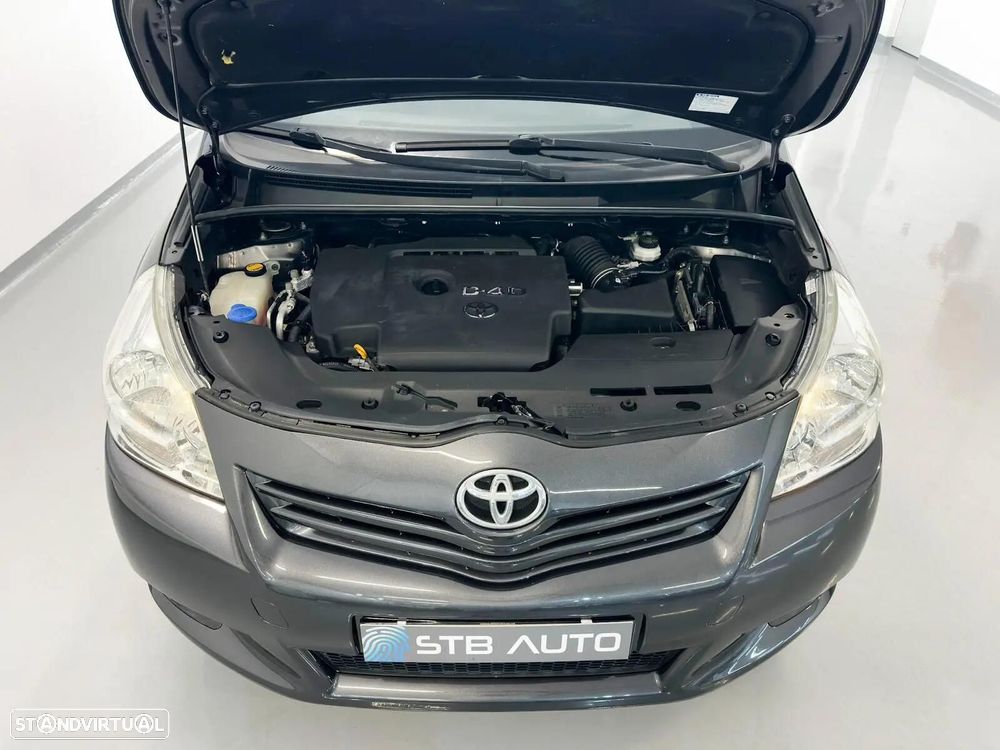Toyota Verso 2.0 D-4D Energy - 21