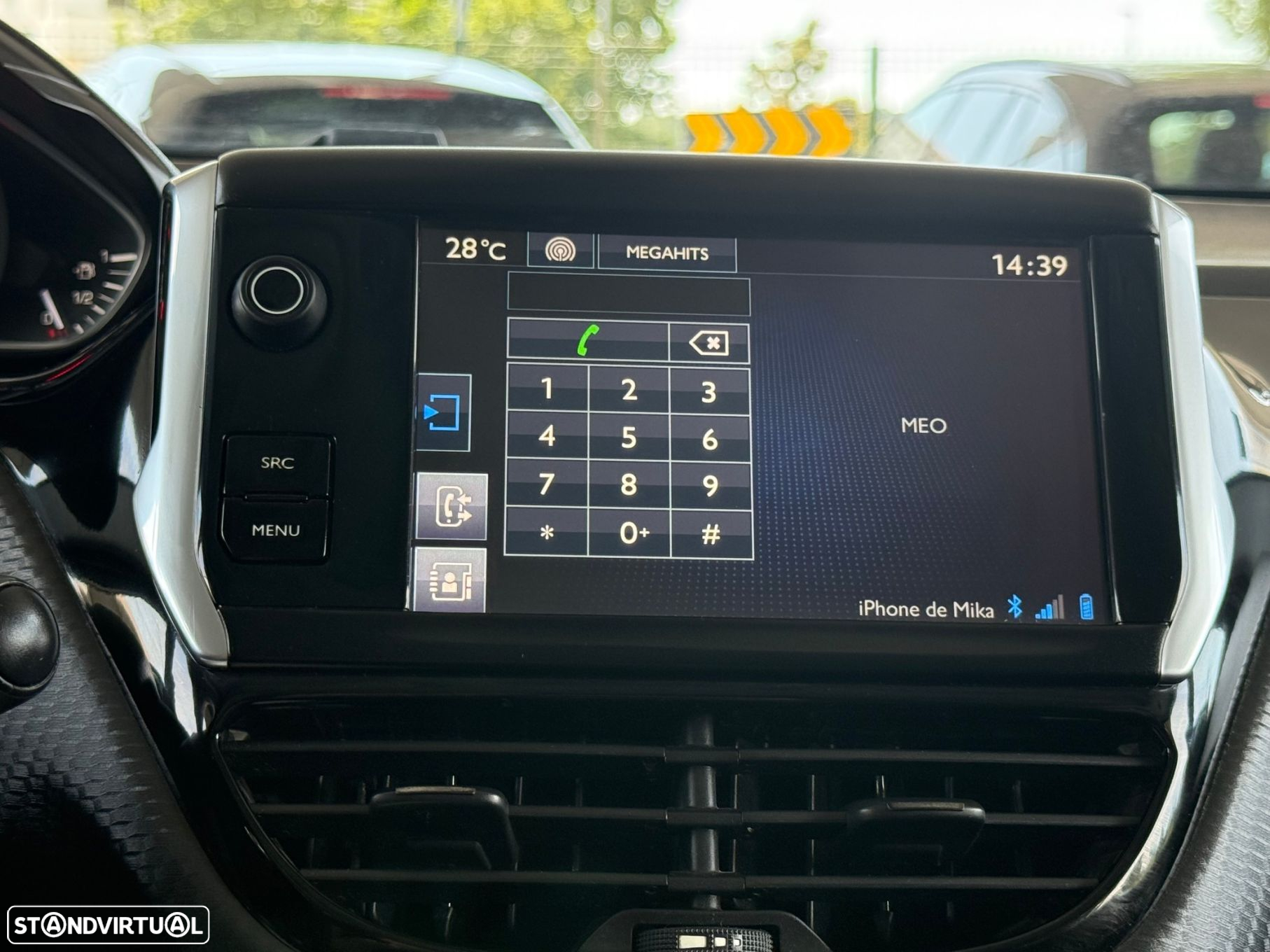 Peugeot 2008 1.2 PureTech Style - 32