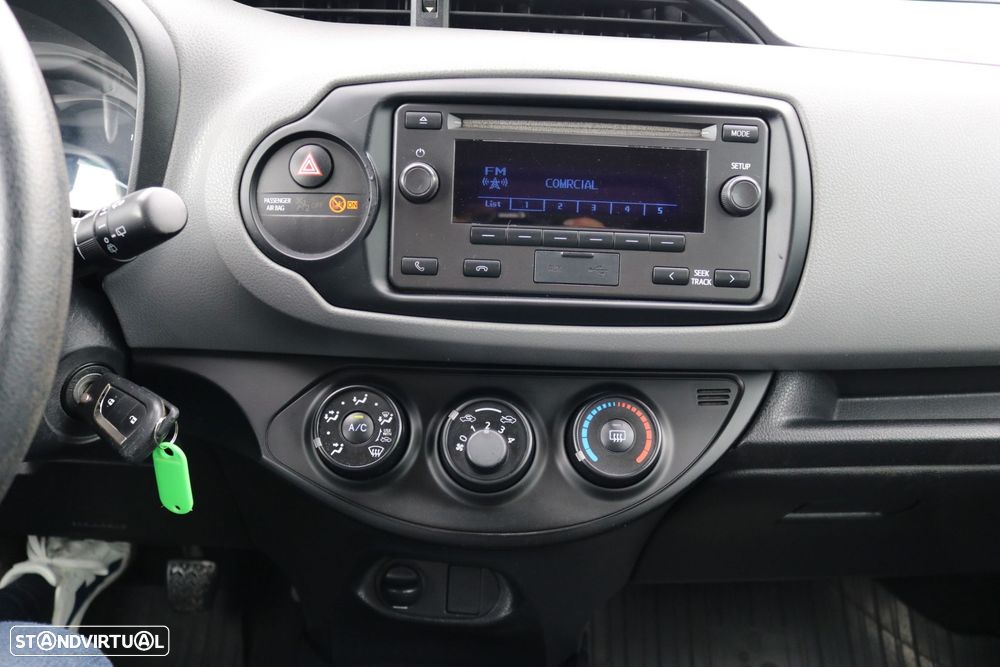 Toyota Yaris 1.4 D-4D AC C/Iva Incluído - 13