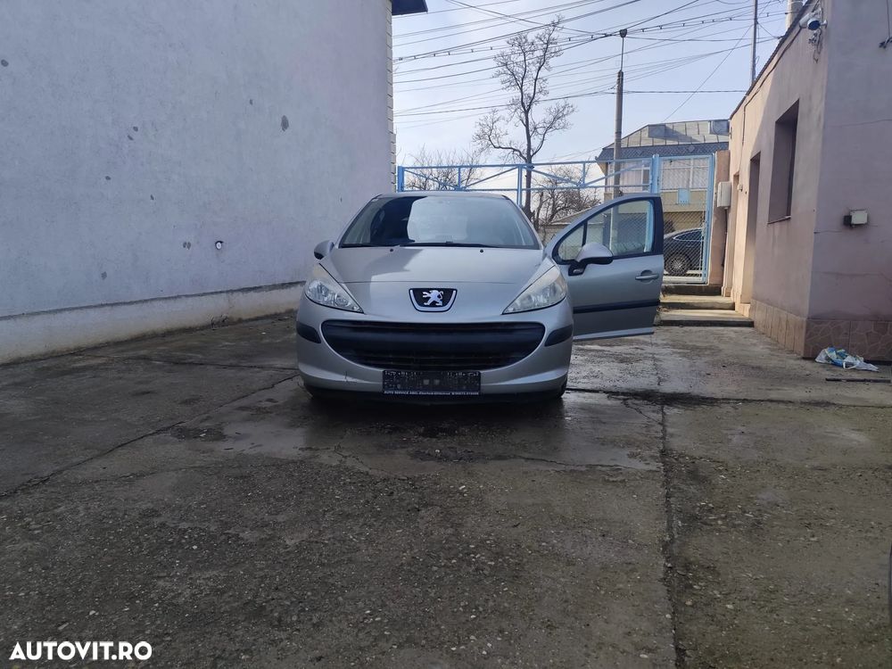 Peugeot 207 75 Filou - 1
