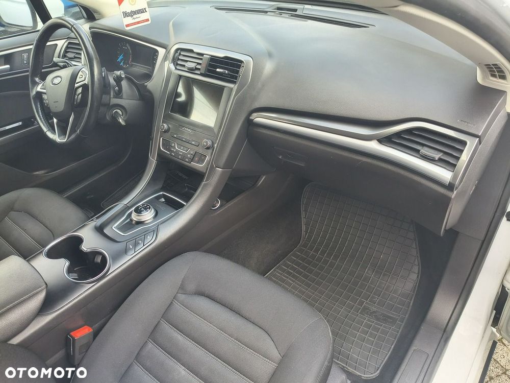 Ford Mondeo - 15