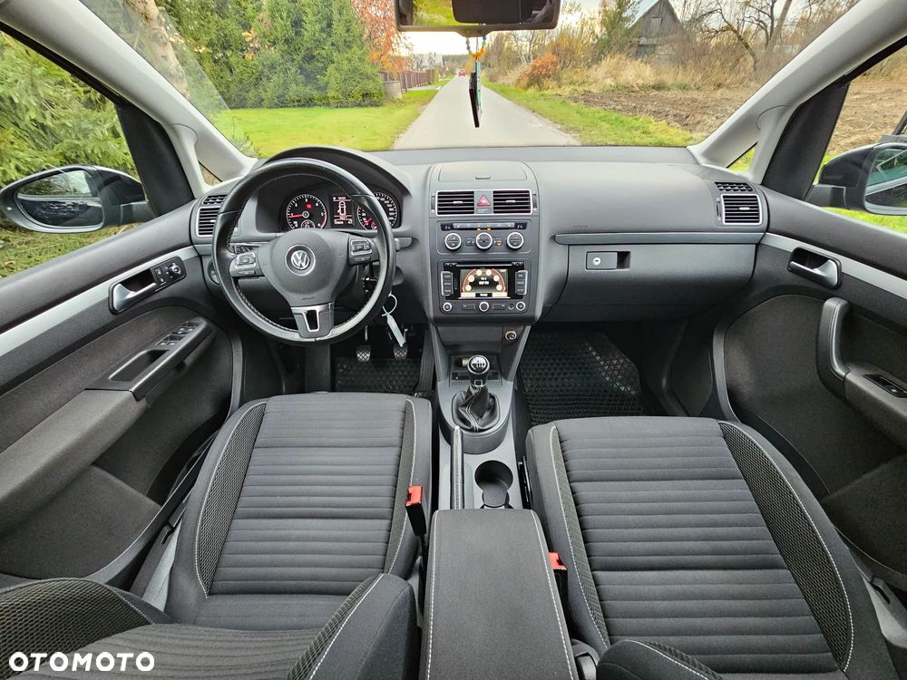 Volkswagen Touran 2.0 TDI DPF Highline - 6